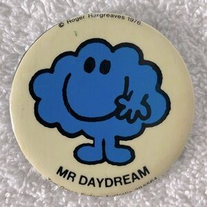 5/$35 Vintage Tom Green Sydney Australia Mr Daydream Blue Character Pin Button